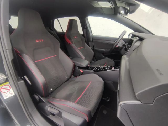 Volkswagen Golf 2.0 TSI DSG GTI
