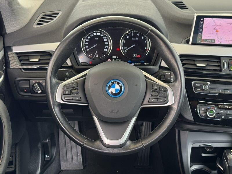 BMW X1 xDrive25e