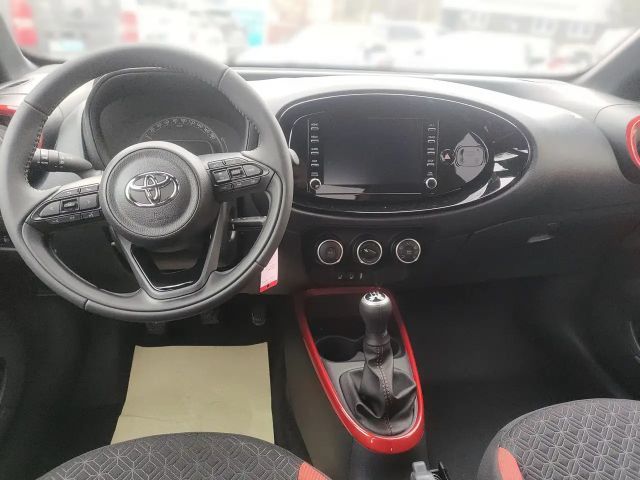 Toyota Aygo 5-deurs Hatchback Pulse VVT-i