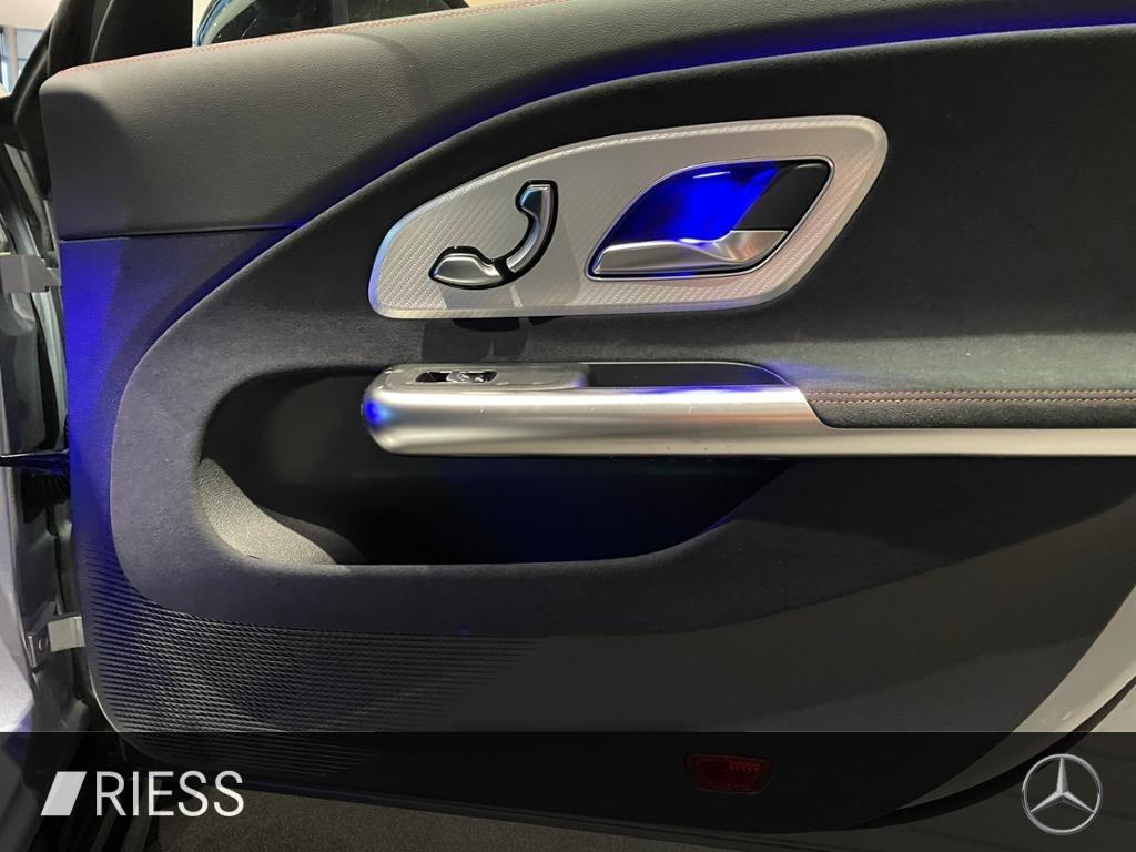 Mercedes-Benz CLA 200 AMG Line