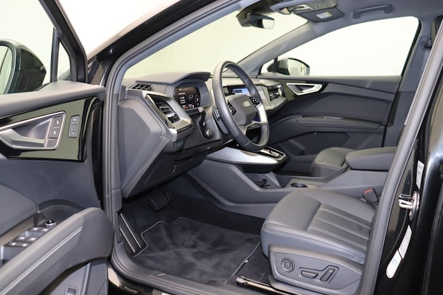 Audi Q4 e-tron SUV 45 e-tron Audi Q4 e-tron