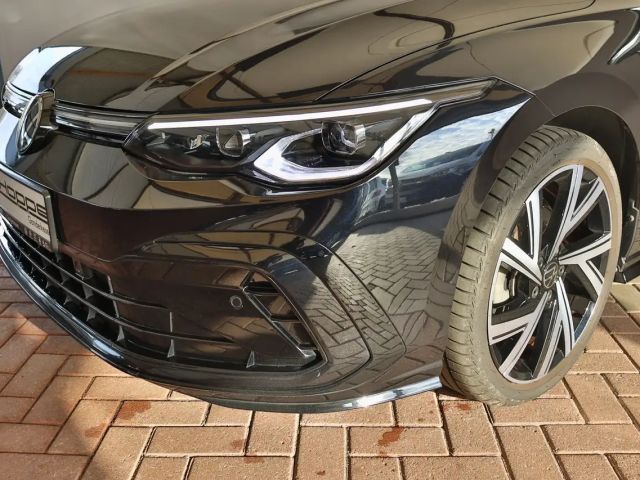 Volkswagen Golf 1.5 eTSI DSG Golf VIII R-Line