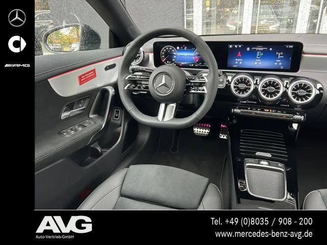 Mercedes-Benz CLA 200 AMG Line Shooting Brake