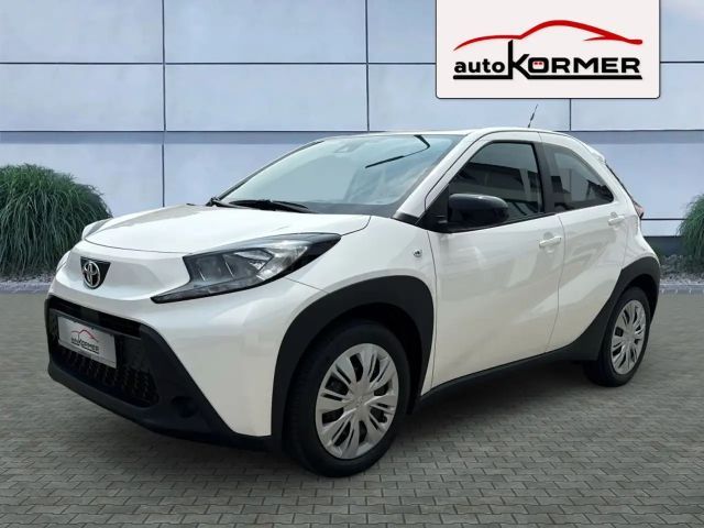 Toyota Aygo X 1.0 VVT-i Business Hatchback
