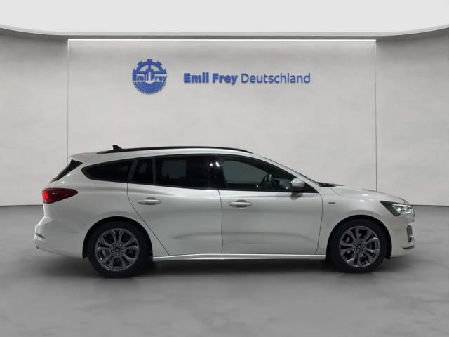 Ford Focus ST Line Wagon
