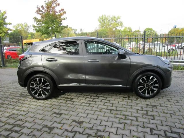 Ford Puma EcoBoost Titanium