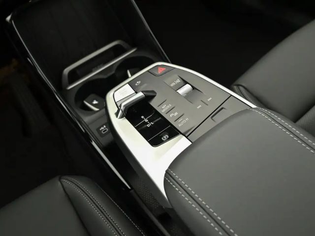 BMW 218 218d Active Tourer Sedan