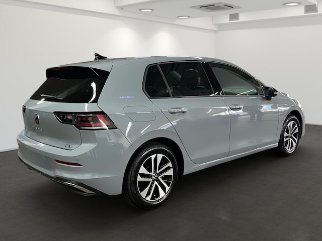 Volkswagen Golf DSG Life