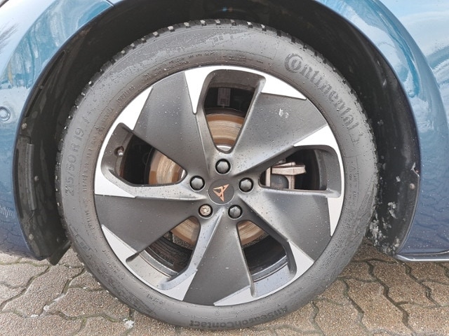 Cupra Born Born NAV KAM ACC 19' GJ-REIF 4xKAM LED PDC SHZ