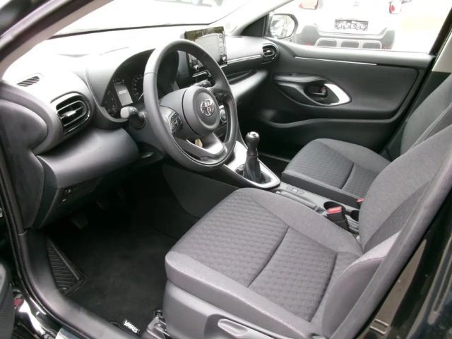 Toyota Yaris Active VVT-i