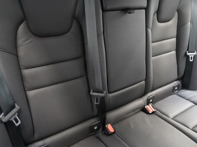 Volvo V60 Cross Country AWD