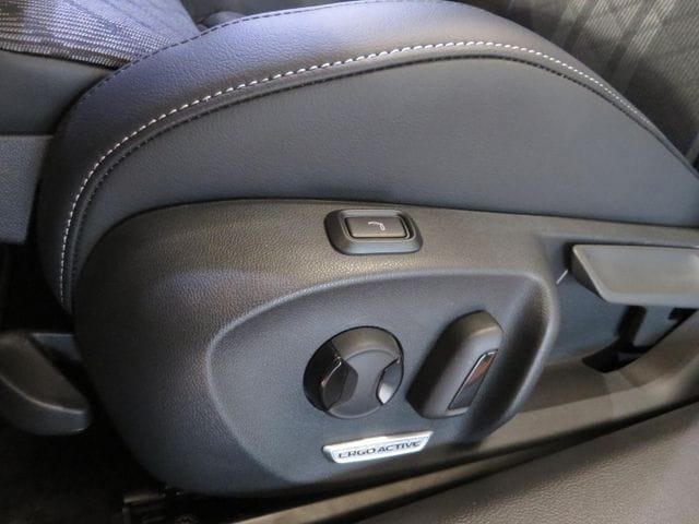 Volkswagen Passat 2.0 TDI DSG R-Line