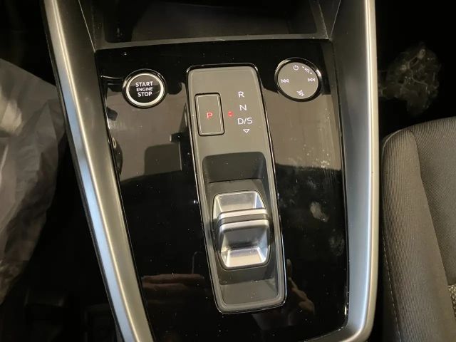 Audi A3 30 TFSI S-Tronic Sedan