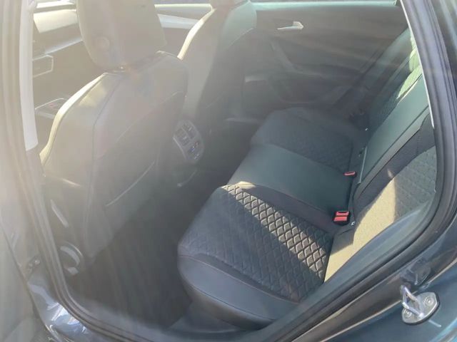 Seat Leon 2.0 TDI FR-lijn Sportstourer