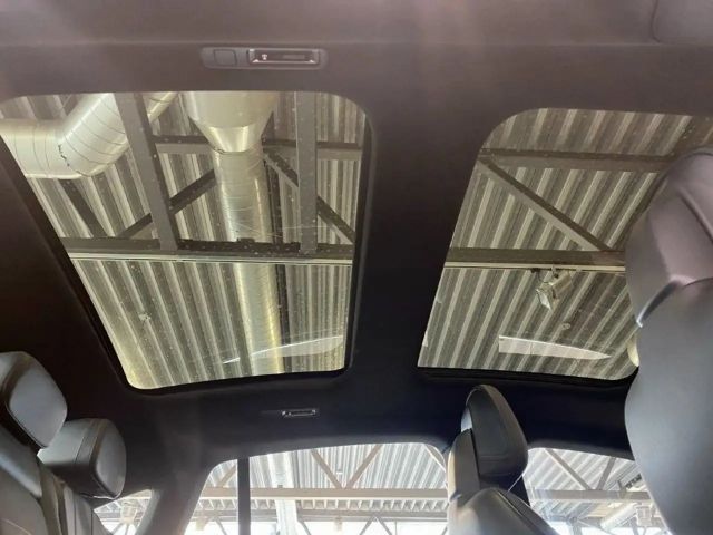 Mercedes-Benz EQE 350 Electric Art Sedan