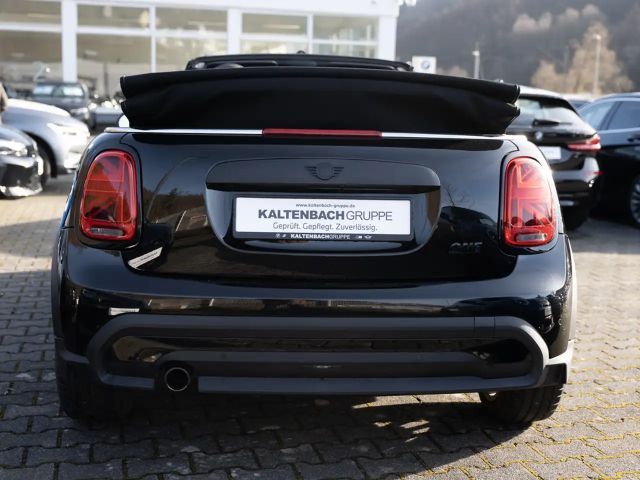 MINI One Classic Trim LED SHZ PDC KEYLESS KLIMA