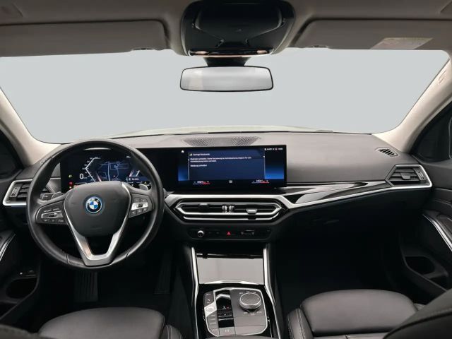 BMW 320 320e Touring