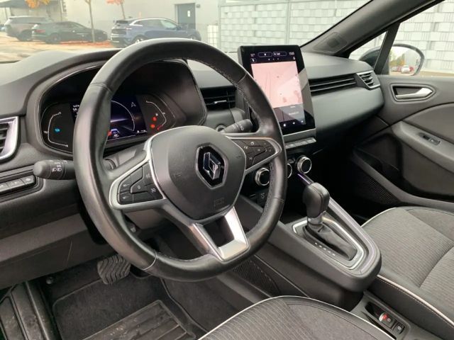 Renault Clio E-Tech Hybrid Intens