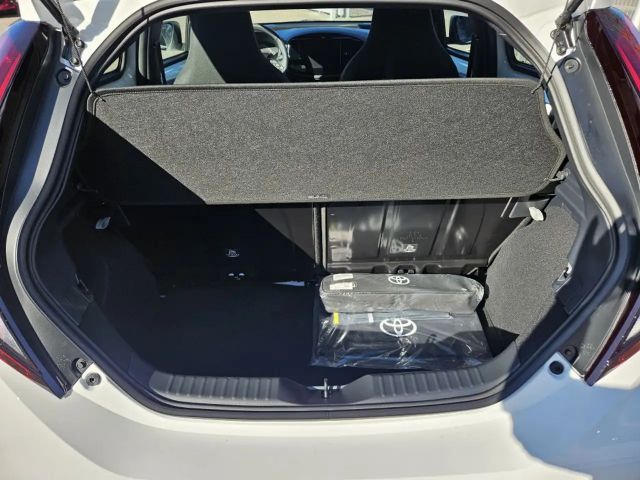 Toyota Aygo X Hatchback Play X-play