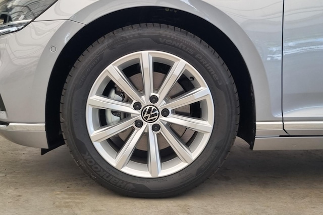 Volkswagen Passat DSG Elegance Elegance Variant