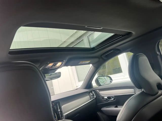 Volvo S90 AWD Dark Plus Recharge T8