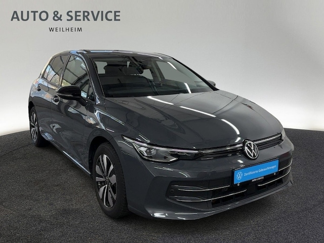 Volkswagen Golf 1.5 TSI Golf VIII Life