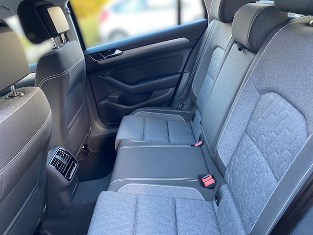 Volkswagen Passat 2.0 TDI Business DSG Variant