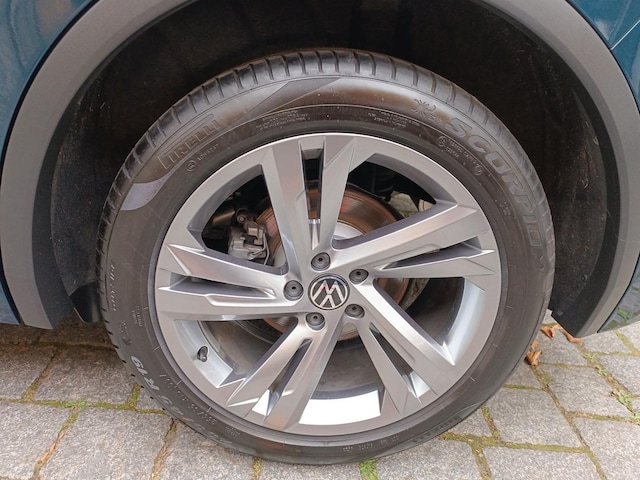 Volkswagen Tiguan 1.5 TSI DSG R-Line