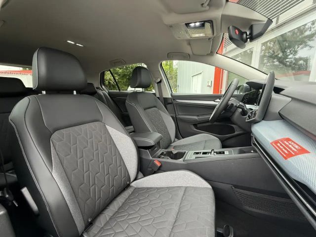 Volkswagen Golf 1.5 eTSI DSG Golf VIII