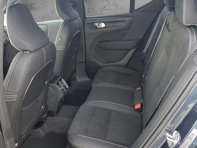 Volvo XC40 Dark Plus