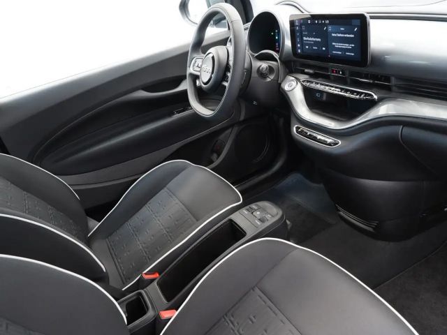 Fiat 500e 87KW/42kWh/DC-LADEN/CARPLAY/DAB/SOH