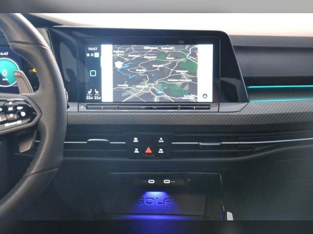 Volkswagen Golf 2.0 TSI IQ.Drive Variant