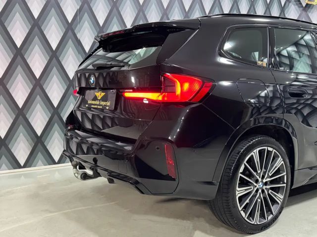 BMW X1 xDrive23d (U11) // M-PAKET // AHK // 1. BESITZ //
