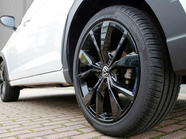 Volkswagen Taigo 1.5 TSI DSG R-Line Style