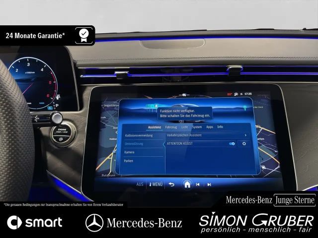 Mercedes-Benz E 220 AMG Line E 220 d Sedan