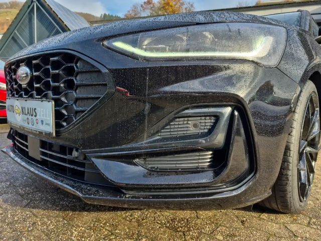 Ford Focus ST Line Wagon