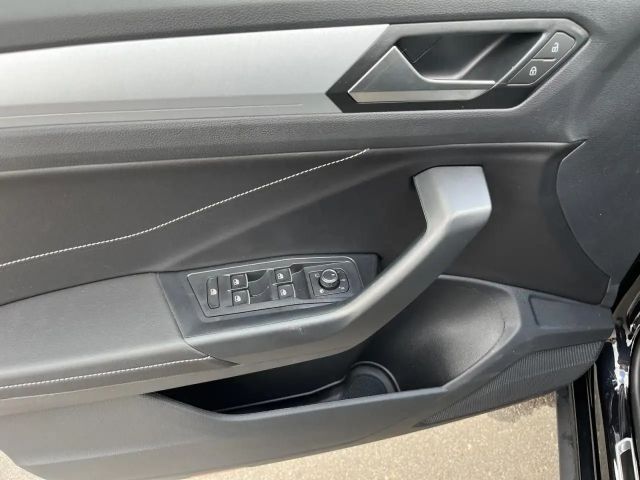 Volkswagen T-Roc DSG Life