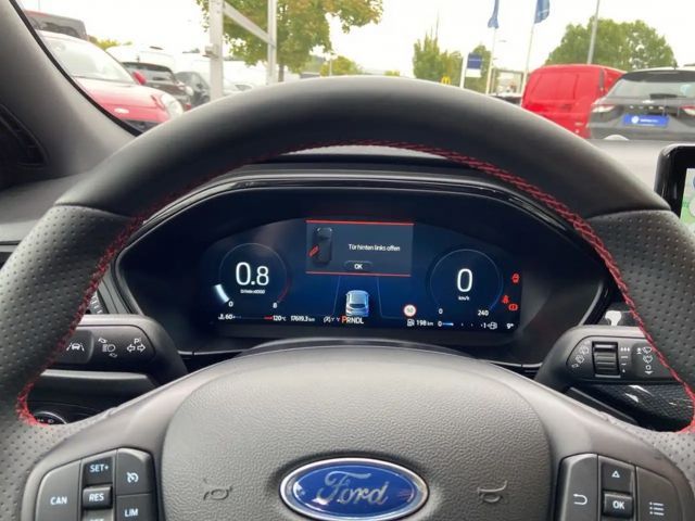 Ford Focus ST Line Wagon