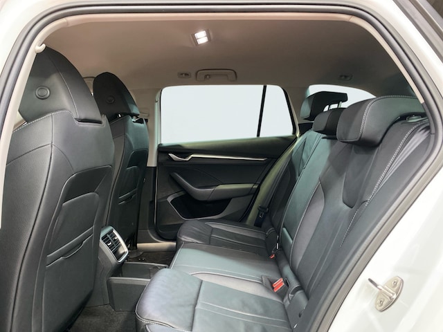 Skoda Octavia Combi Selection