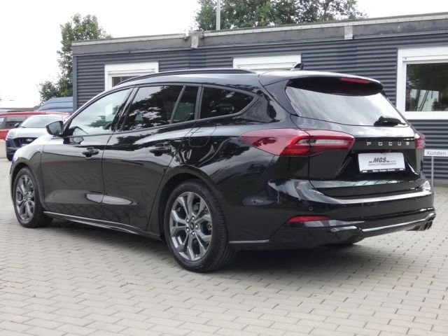 Ford Focus ST Line Wagon