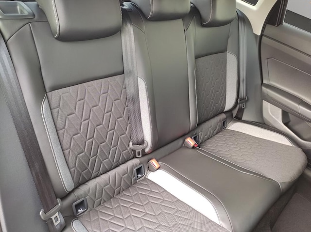 Volkswagen Taigo 1.0 TSI DSG Life