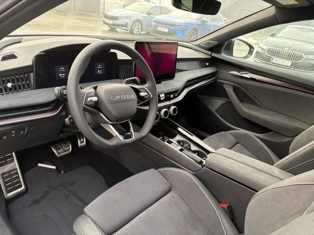 Skoda Superb Sportline iV