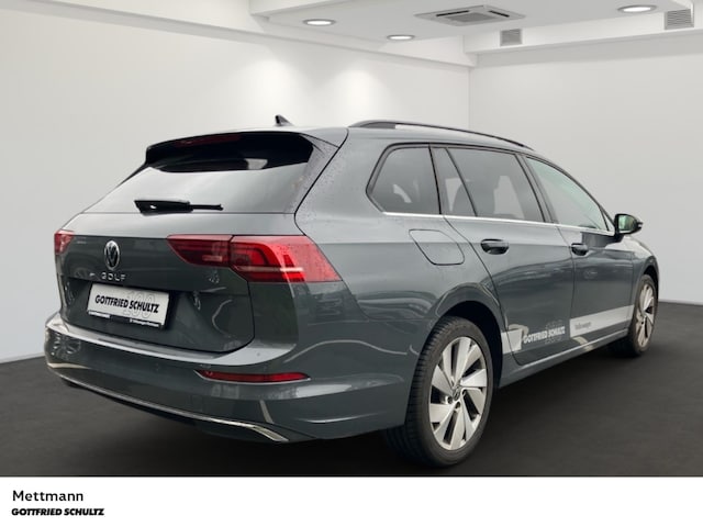 Volkswagen Golf 2.0 TDI DSG Style Variant