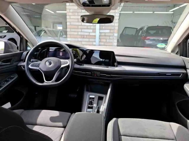 Volkswagen Golf 2.0 TSI DSG Golf VIII Style