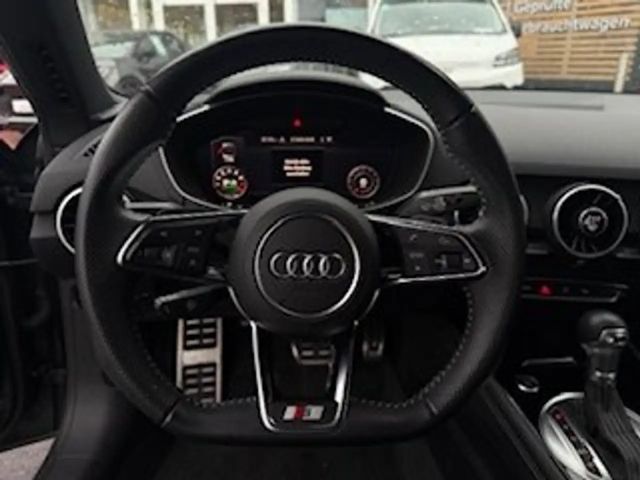 Audi TT 40 TFSI Cabriolet S-Line