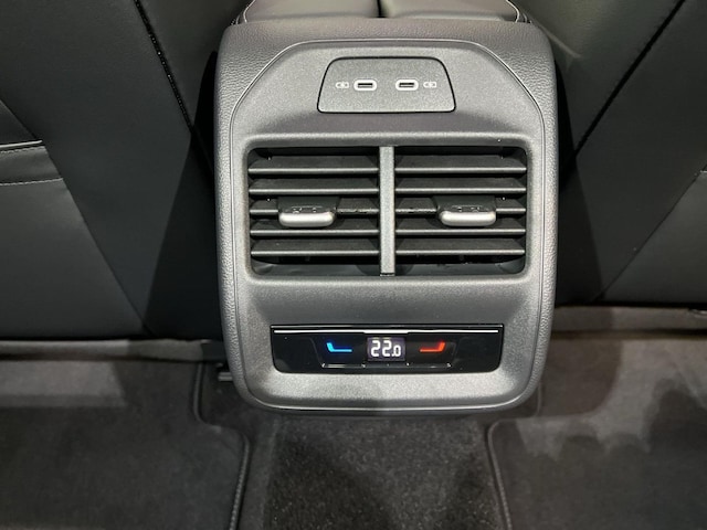 Volkswagen Passat 2.0 TDI R-Line Variant