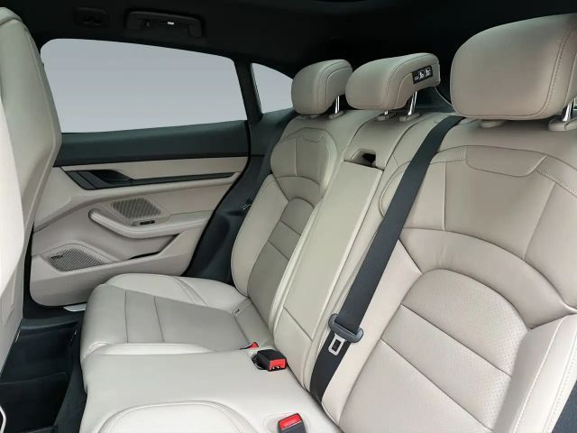 Porsche Taycan 4S Cross Turismo