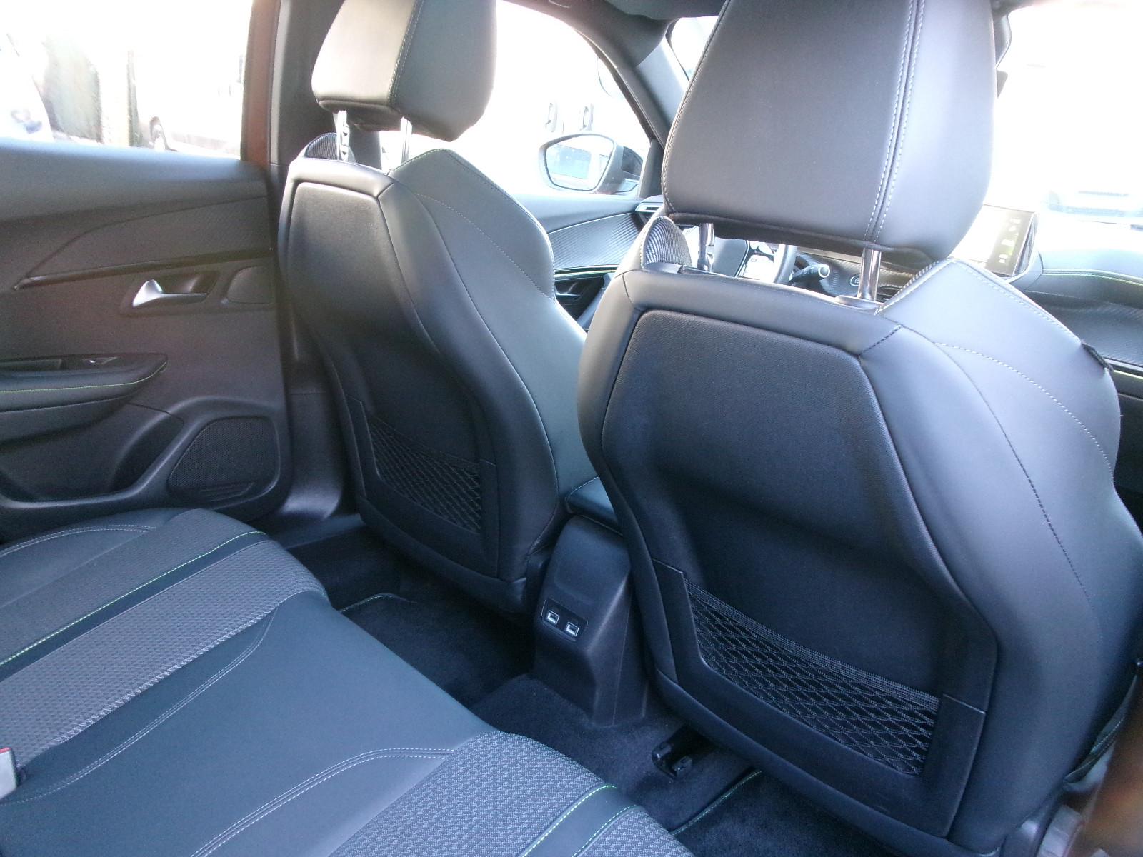 Peugeot 2008 EAT8 GT-Line