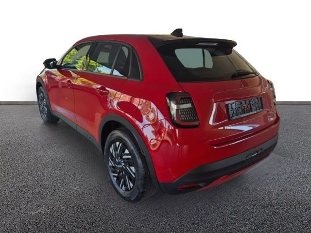 Fiat 600e e 115 kW Red  11 kW Charger Apple CarPlay