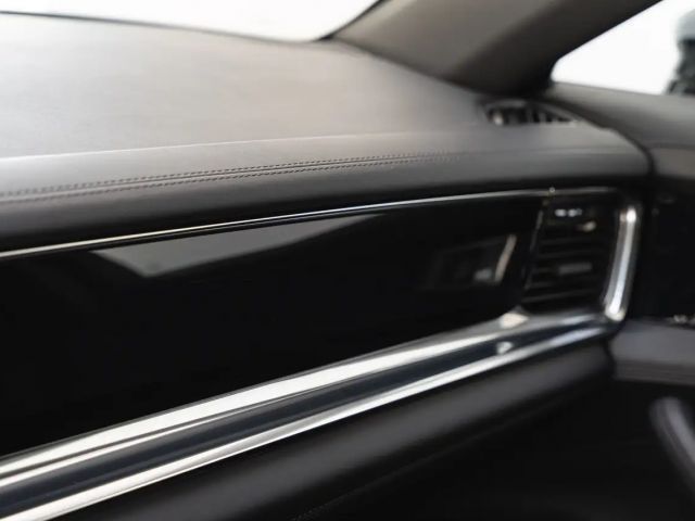 Porsche Panamera 4 E-Hybrid